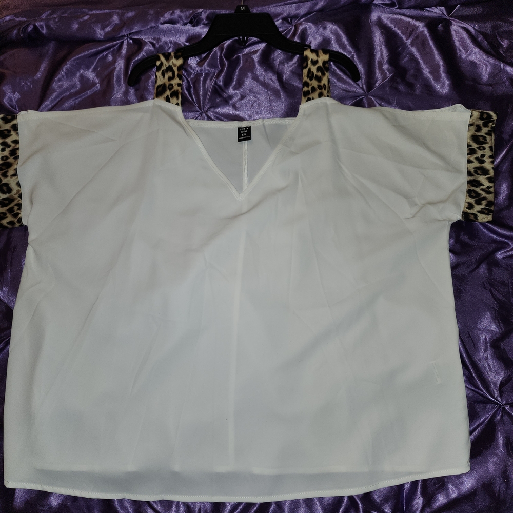 White Boxy Short Sleeve Blouse